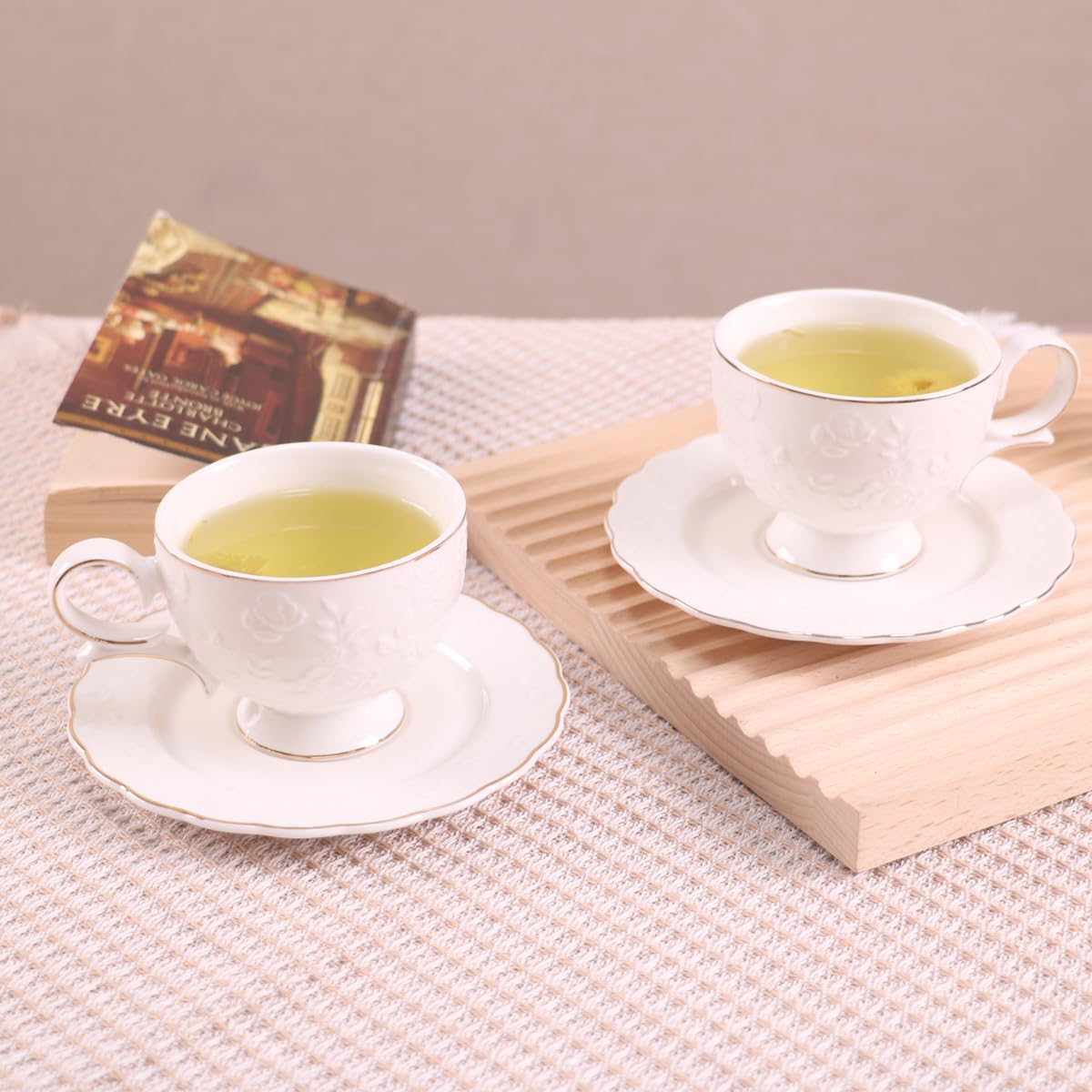 12 Pieces Porcelain Tea Cups and Saucers Set of 6 B511